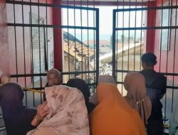 pedagang mengalami kerugian besar akibat barang dagangan terbakar