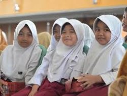 Bantuan Berdaya Didik Siswa Madrasah Banjar Tertunda